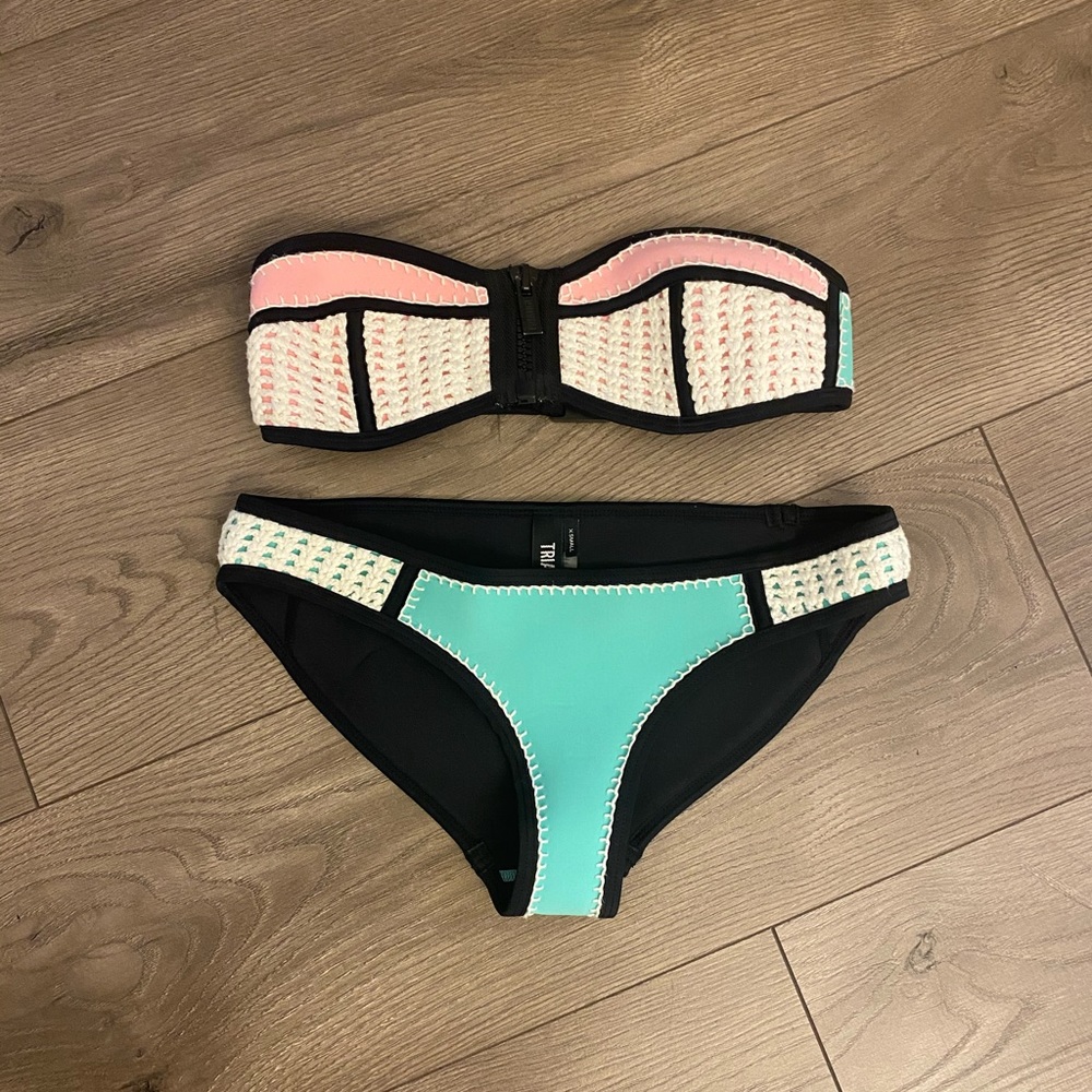 XS Triangl Bikini NWOT
